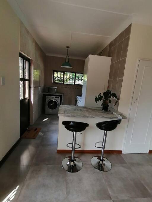 Garden And Park Leisure On Tugela Apartment Benoni Exterior photo